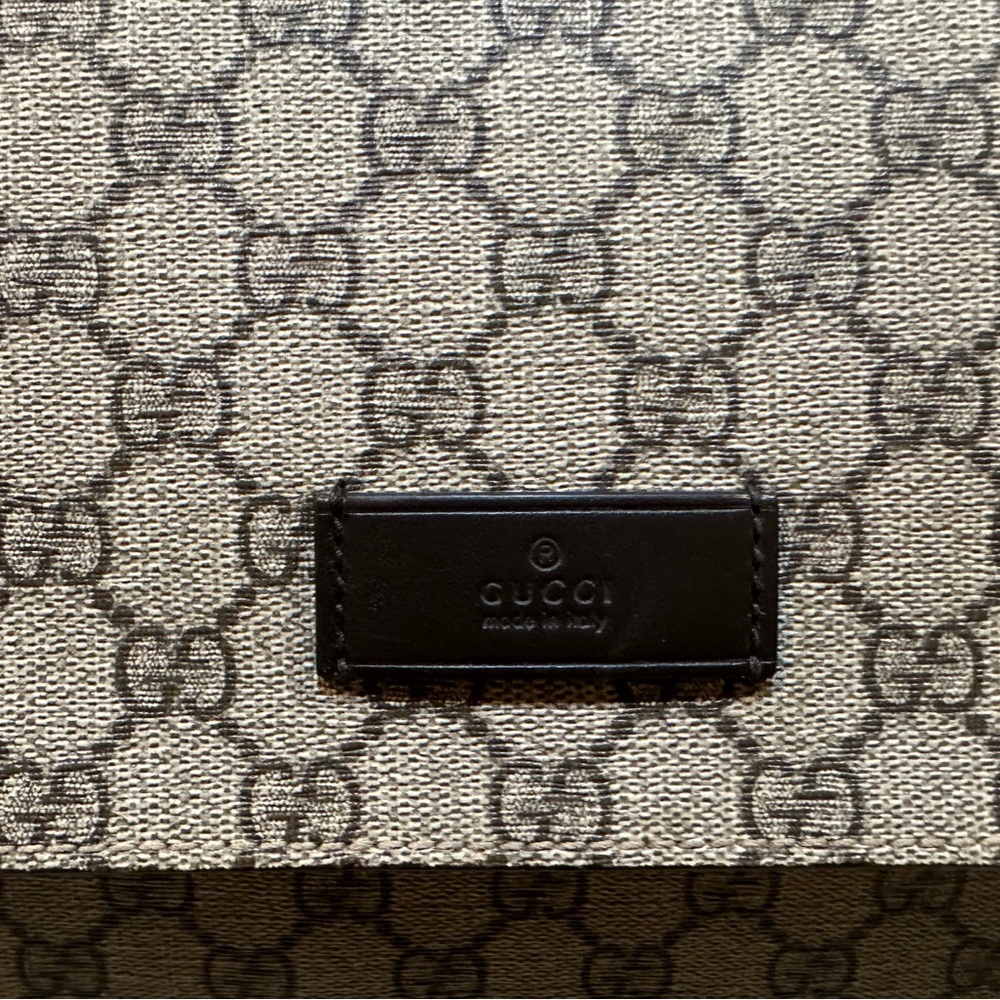 Gucci Diaper Bag - GG plus - Picture 4 of 15